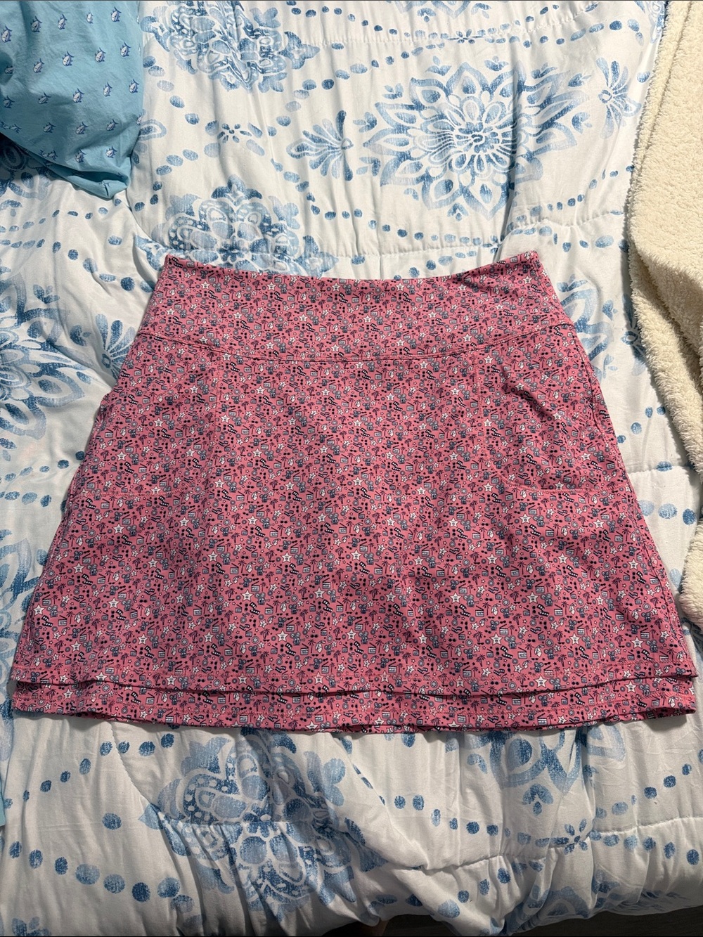 Peter Millar Pink Floral golf skort with pockets